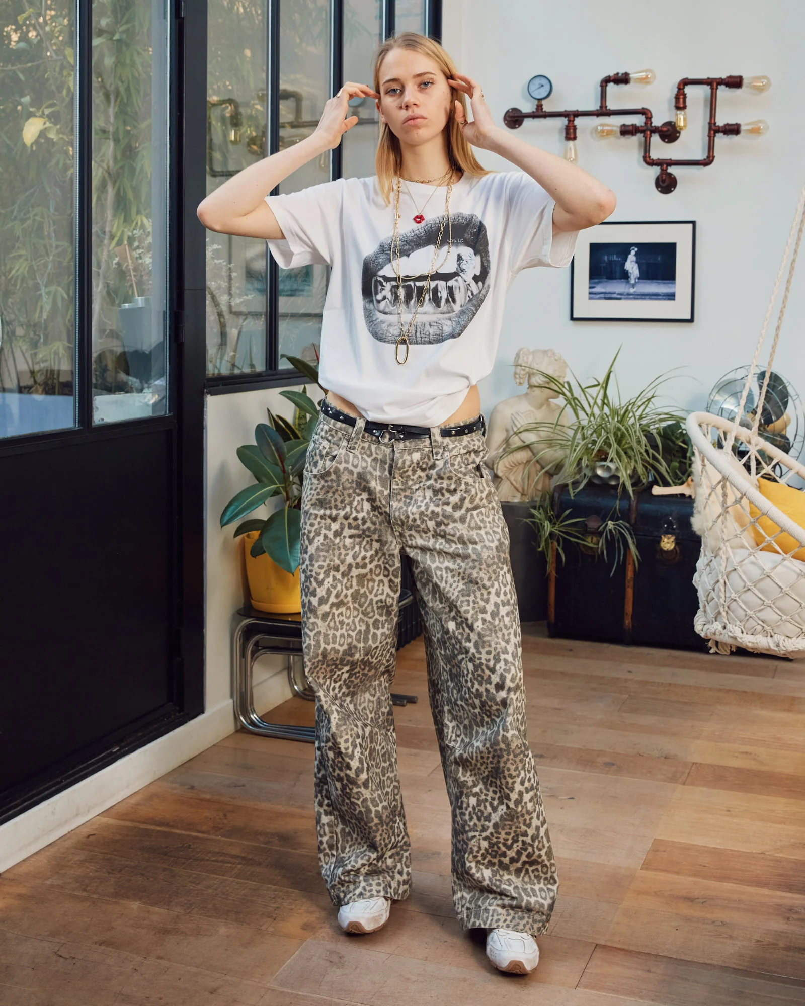Silver Grillz T-Shirt - Image 3